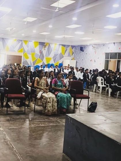 Elegance Skin Clinic - Clinical Dermatology Community Health and Professional Growth photo 9