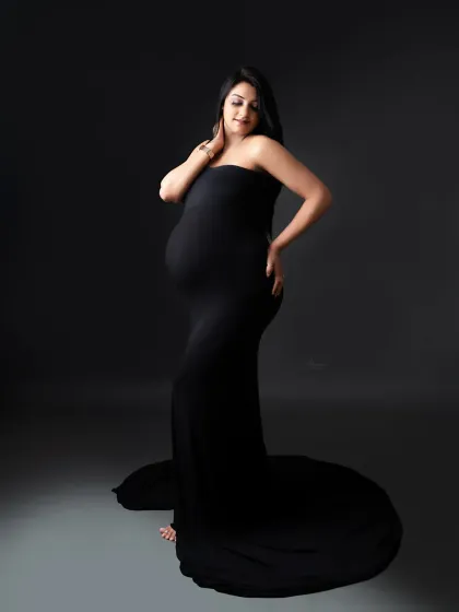 Abhinandan Photography - Maternity Photography Elegant Gown Portraits photo 16