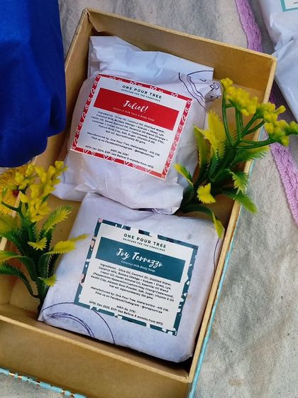 A beautiful gift box containing my 'Juliet' and 'Joy Terrazzo' soaps, decorated with small flowers.