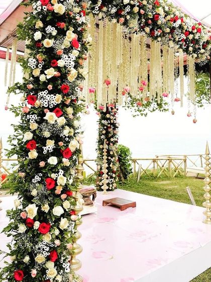 Decor by Aditya - Event Design & Decoration Grand Mandaps & Wedding Stages photo 24