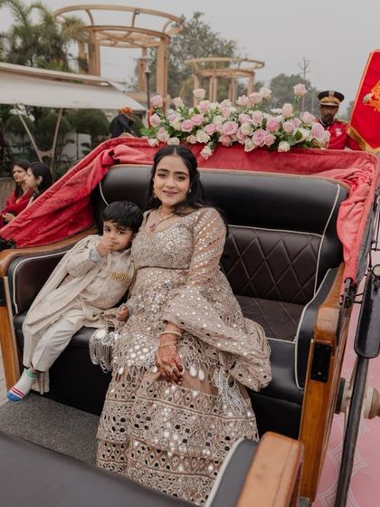 Coordinated Family Styling photo 8