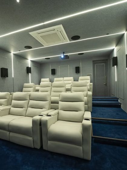 3i Smart Home - Custom Home Theater Design & Installation Modern & Sleek Theaters photo 4