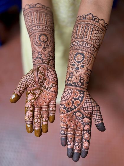 Mitali - Bridal Mehendi Full Bridal Mehendi (Hands) photo 134