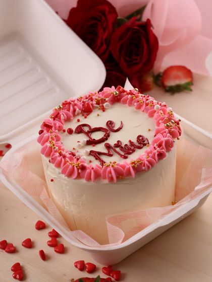 L'amour Sugar - Bespoke & Designer Cakes Bento Cakes: Small Treats, Big Love photo 11