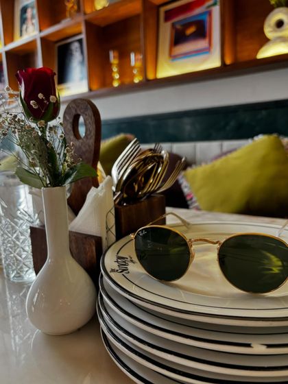 Another detail shot, because ambiance is everything.