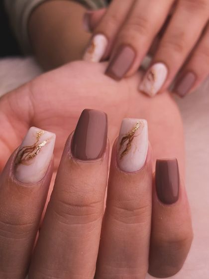 Artistic & Themed Nail Art photo 14