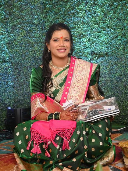 Traditional Engagement & Sakharpuda Looks photo 15