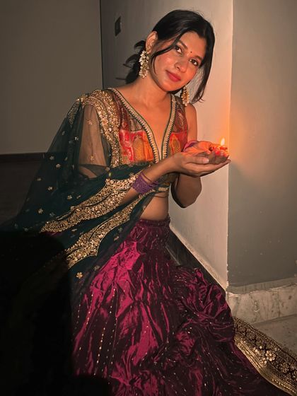 This look is all about personal touches. Using my mom's saree to create the blouse makes this outfit not just beautiful, but also meaningful.