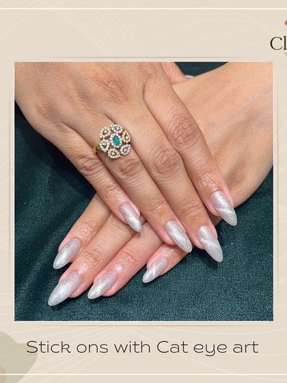 Lustrous Finishes: Chrome, Cat Eye & Glitter photo 21