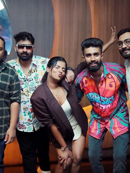 The whole squad together for a group photo.