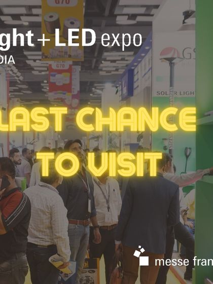 A final call to visit the bustling show floor, capturing the last chance to connect with exhibitors and explore products.