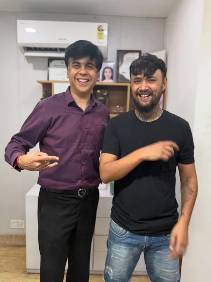 It was great having the talented rapper Raga in the clinic for our signature AquaDrop Facial. Even artists with demanding schedules know the importance of maintaining healthy, camera-ready skin, and I'm here to help them achieve that.