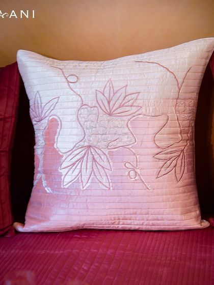 Ekaani - Luxury Home & Spiritual Decor Luxurious Linens: Cushions & Bedcovers photo 18