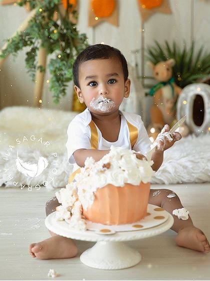 First Birthday & Cake Smash photo 14