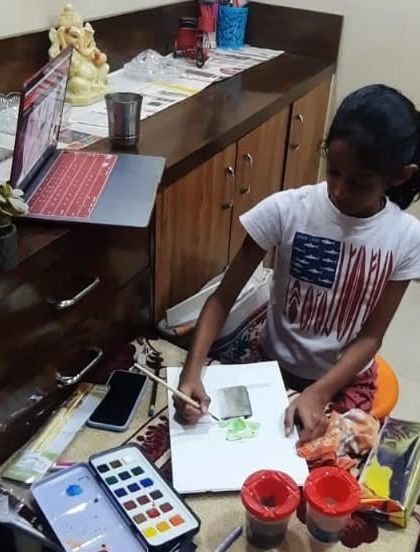 Here is Saanvi, a 5th standard student, attending her online watercolor class from home. Our virtual sessions are equipped to teach detailed techniques like object drawing, just like in our studio.