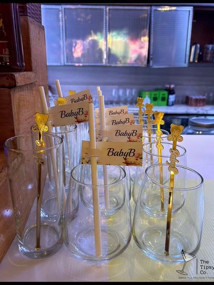 Signature Cocktails & Presentation photo 30