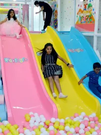 Walk-in Indoor Play