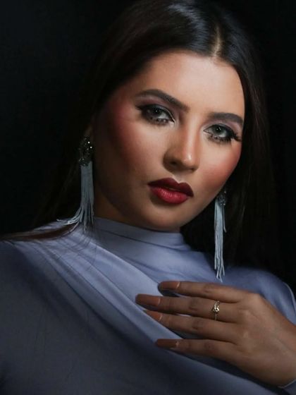 Glamour for Every Occasion photo 53