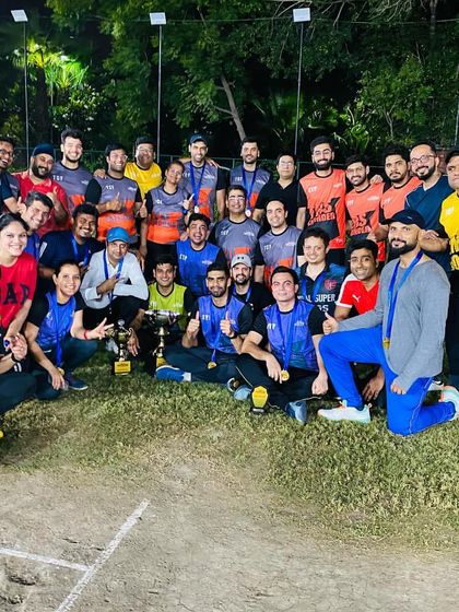 A group photo of all the participants after the SaT Super Box League final. It's a celebration of the entire community that makes these events a success.