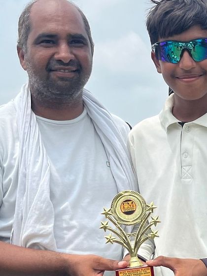 One of our junior champs receiving his award for a great performance in the series.