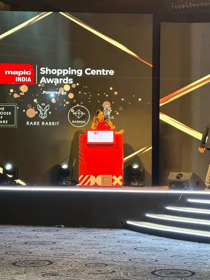Another view of the MAPIC India awards stage. The scale of the event required a host with strong stage presence.