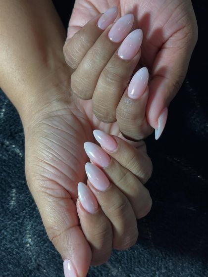 Fresh set, fresh vibes. These are basic but beautiful baby pink ombre nail extensions, perfect for a clean, natural, and polished look.