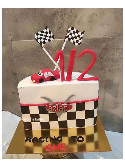 Baby Celebration Cakes photo 9