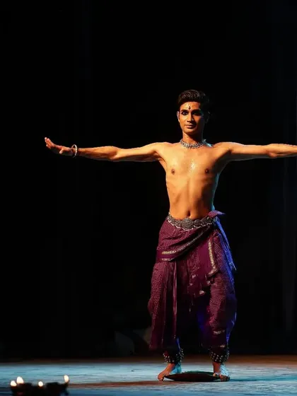 A series of poses from my performance at the Mūlam festival. These images show the flow of movement and the variety of postures within a single Kuchipudi piece.