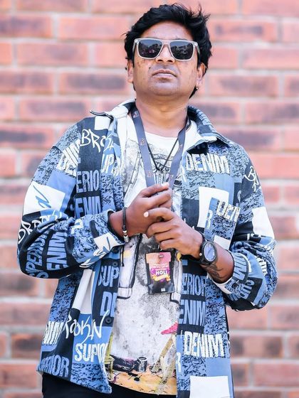 A duplicate portrait from an outdoor festival.