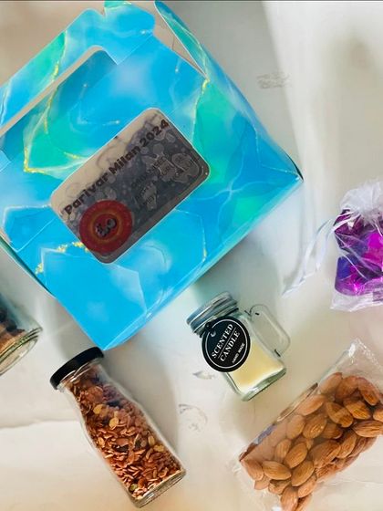 Gift Hamper - Corporate Gifting Gifts for Personal Celebrations photo 8