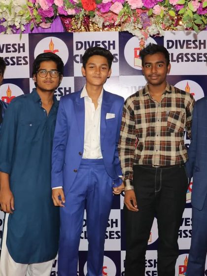 More of our students dressed in their party best, enjoying their farewell event.