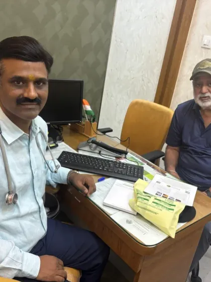 We were honored to welcome Balvindar Singh Sandhu, a hero from India's 1983 Cricket World Cup team, to our clinic. It is a privilege to share the benefits of Ayurveda with champions, providing them with natural solutions for sustained health and wellness.
