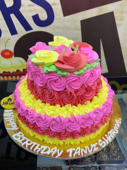 Elegant & Celebration Cakes photo 34