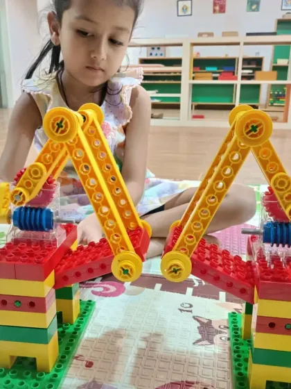 MakersLoft - Holiday Camps Young Engineers: Mechanics & Machines photo 7