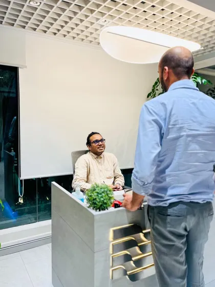 Our friendly staff are always ready to welcome you. Here's a shot of our reception desk, where you can get information about our courses and book a trial class.