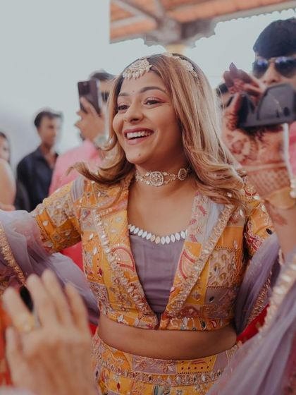 Elegant Looks for Wedding Guests photo 10