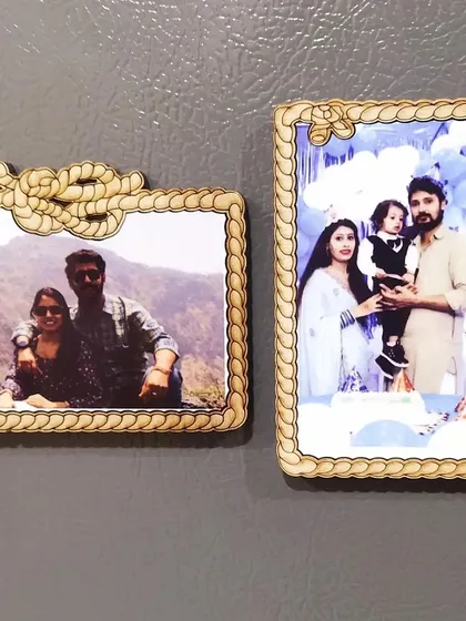 These custom fridge magnets feature a unique rope-knot border design. They are a great way to display family photos and travel memories on your fridge.