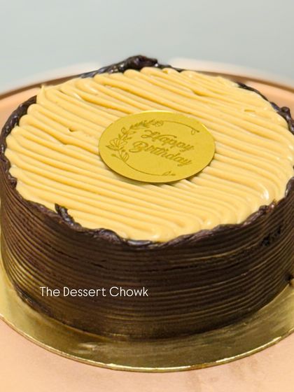 The perfect cake for those who can't decide between coffee and chocolate. My Mocha Chocolate cake has a rich coffee-infused ganache that satisfies both cravings.