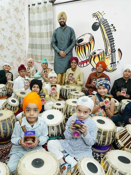 This is my Tablagram family. Seeing all my students together, surrounded by their tablas, fills my heart with so much joy and gratitude. We learn, we laugh, and we grow together.