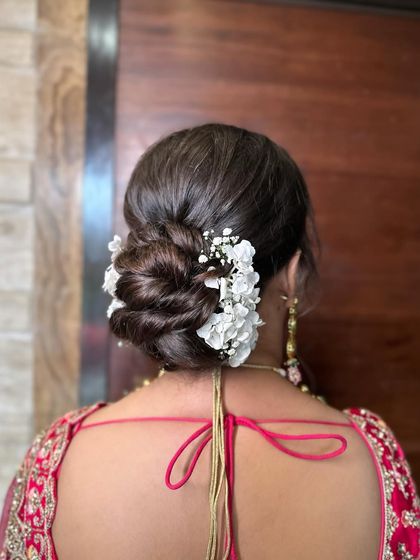 Elegant Bridal Buns & Updos photo 33