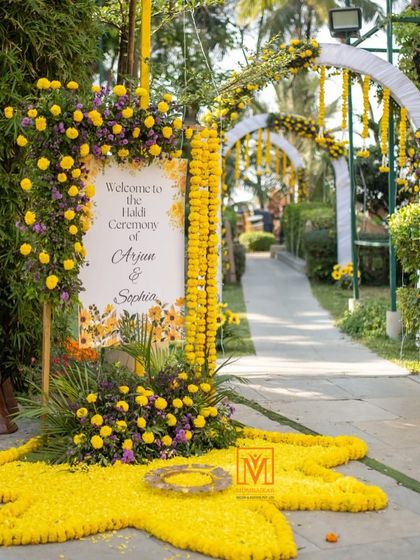 Vibrant Haldi & Mehendi Functions photo 8