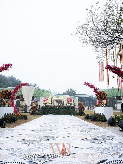 Wedding River - Full-Service Wedding Planning Grand Entrances & Welcoming Ambiance photo 7