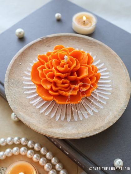 Over The Lune Studio - Decorative & Sculptural Candles Urli & Floating Candles photo 16