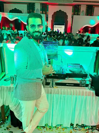 Turning the Pink City neon with my beats. This Jaipur wedding was all about grand celebrations and a dance floor that stayed packed all night.
