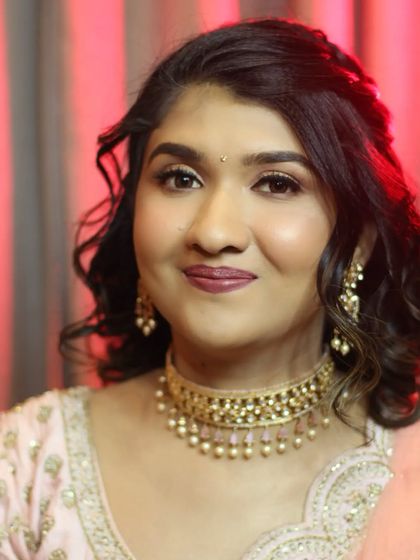 Modern Reception & Sangeet Glam photo 6