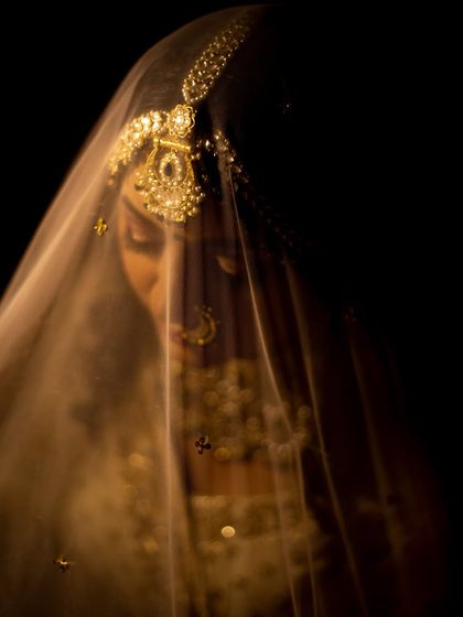 Bridal & Groom Portraits: Grace & Glamour photo 5