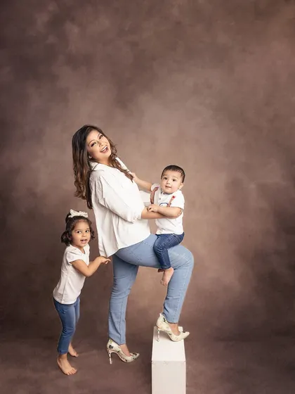 A fun and playful pose with mom and her two little ones. I love capturing the energy and chaos that comes with having young children.