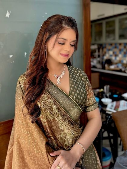 Elegant Reception & Party Looks photo 4