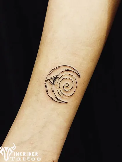 An abstract spiral eye tattoo. This minimalist design is both mysterious and captivating, created with clean, sketchy lines.
