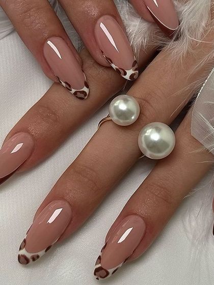 El Barbero - Nail Services The Modern French photo 9